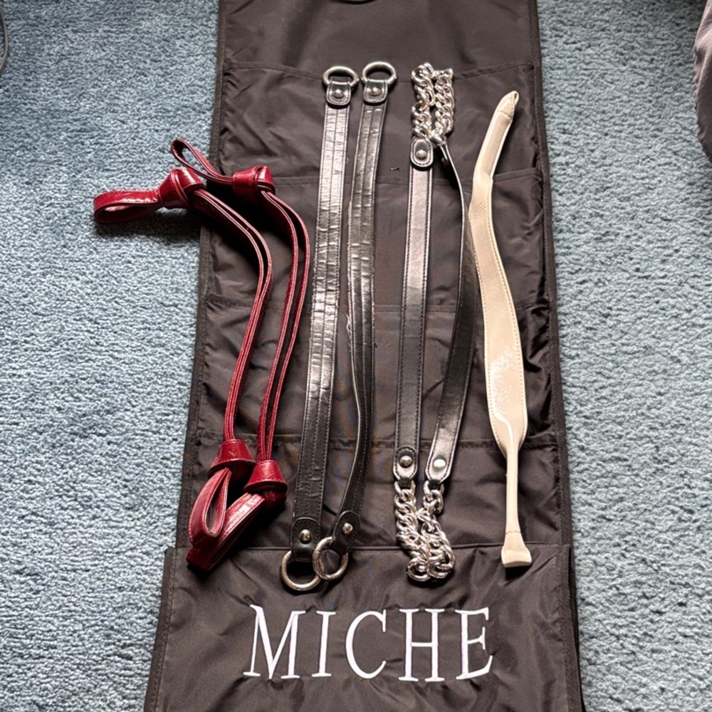 Miche handles and storage bag for shells